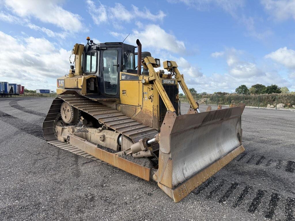 2011 Caterpillar D6T LGP DOZER Exw UK
