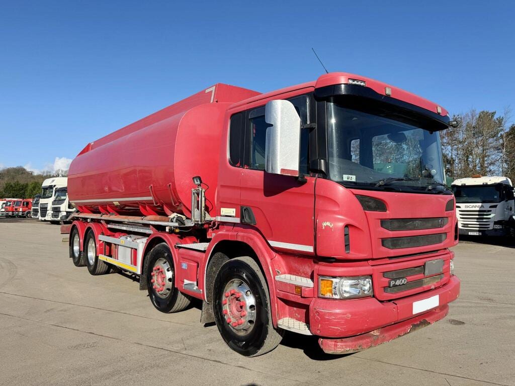 2013 Scania P Series P400 8X4 FUEL TANKER 12.7 25,000L 299,330 kilometres Exw UK