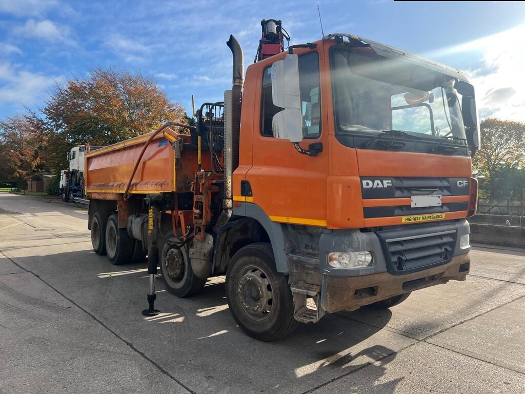2008 DAF 85 8×4 Tipper Grab 600,000 kilometres Exw UK