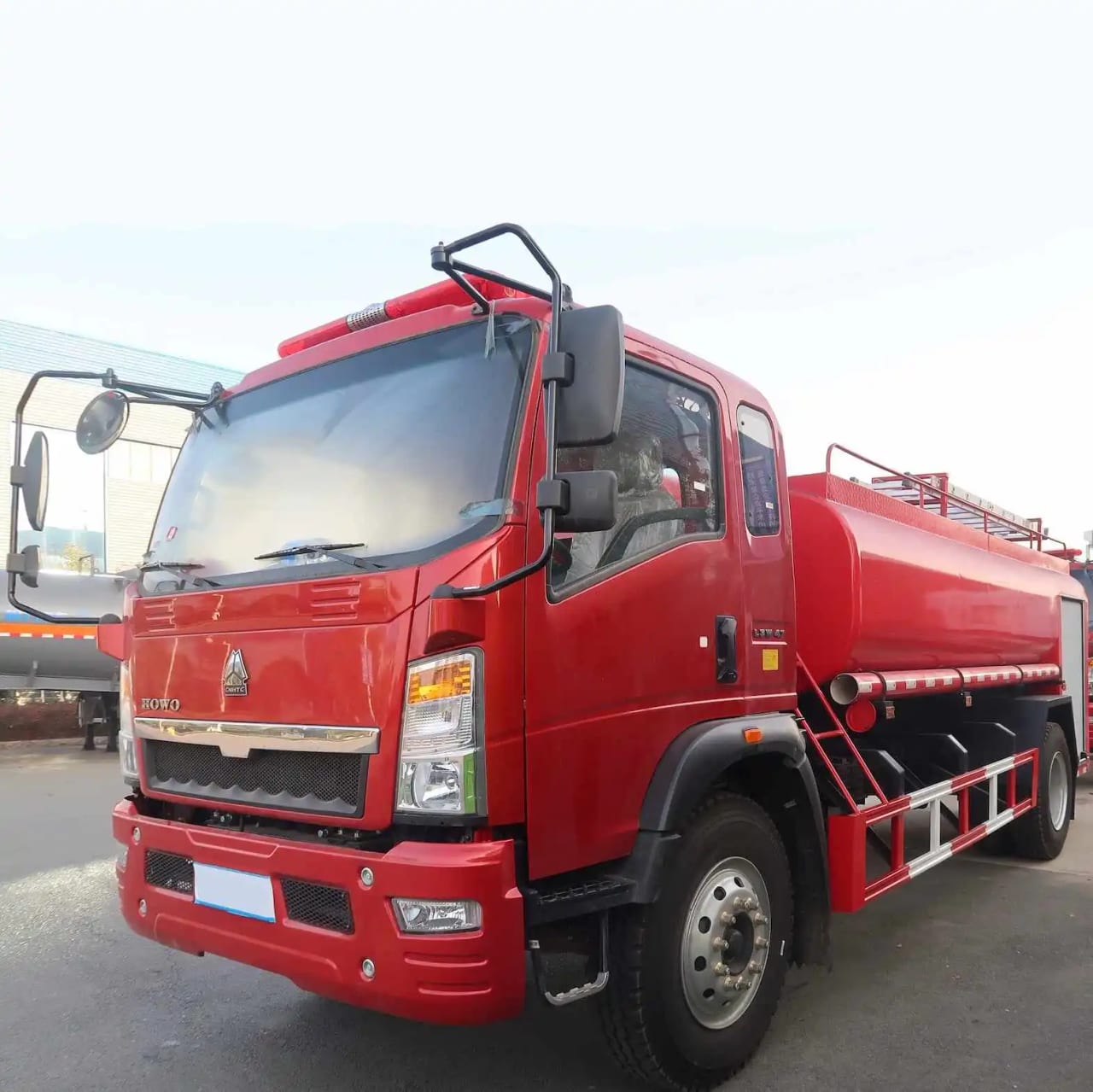 Sino Howo 4×2 Water 10000 liter for fire fighting Exw China