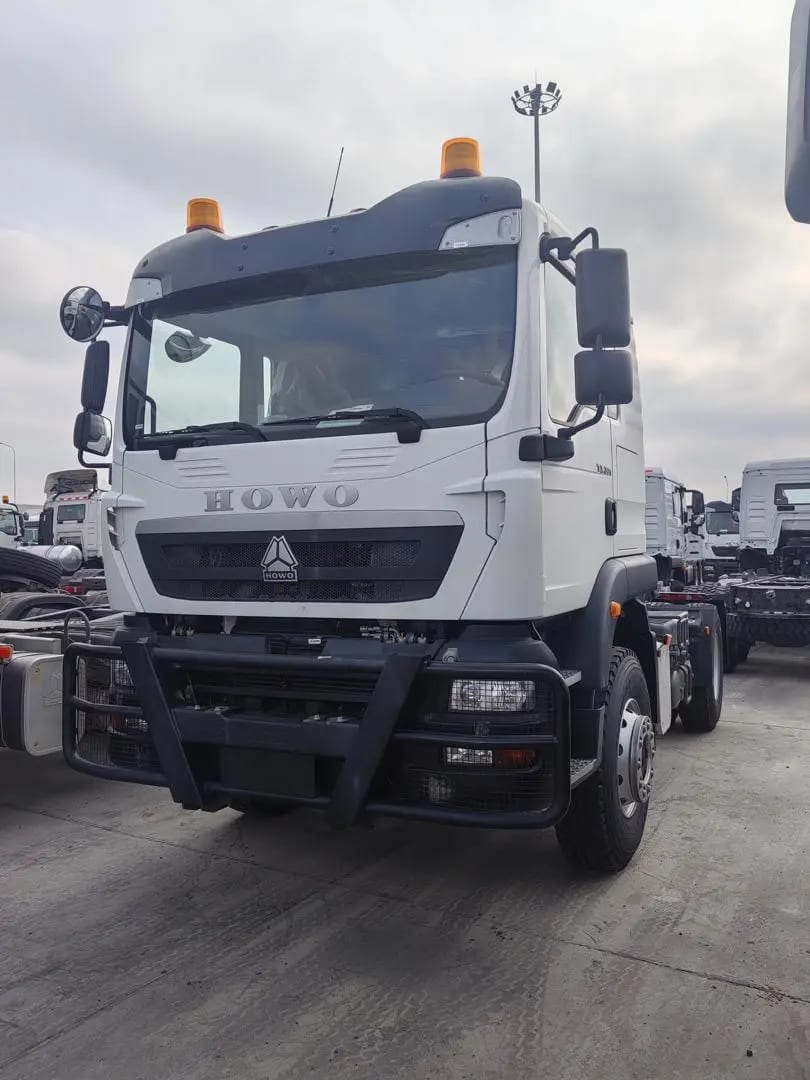 Sinotruk Howo TX 4×2 Tractor Unit Exw China
