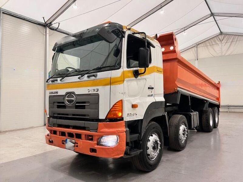 2007 Hino 700 Series 3241 8×4 Sleeper Cab Steel Tipper Exw UK