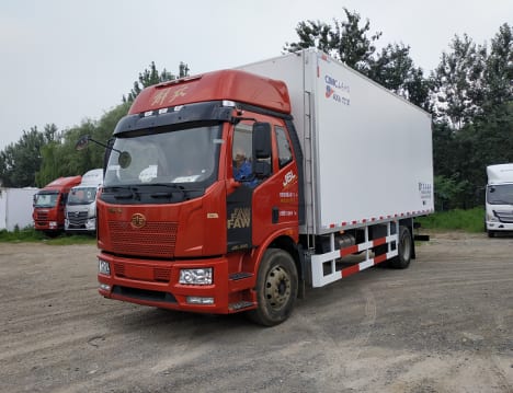FAW 4×2 5 Ton Chassis Refrigerated Truck RHD Exw China