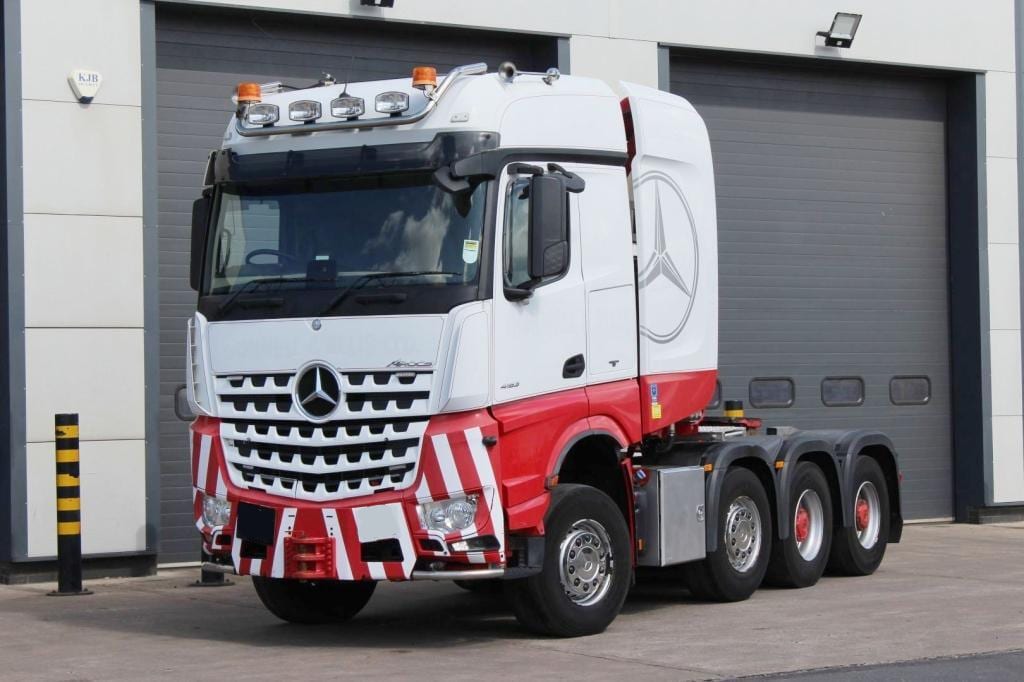 2017 Mercedes-Benz AROCS 4163 8X4 180 TONNE TRACTOR UNIT 15.6 377,553 kilometres Exw UK