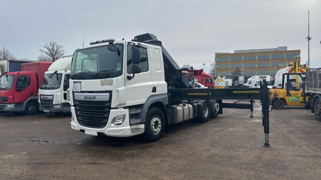 2016 DAF CF 460 6X2 TRACTOR UNIT C/W HIAB XS 55 TON CRANE 12.9 Exw UK (POA)